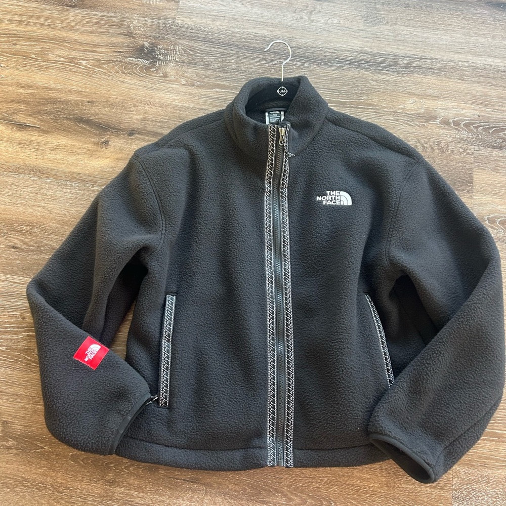 The North Face NWOT Fleeski Zip Up